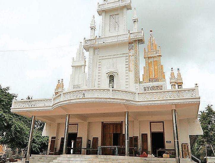 Kuthiathode empathises with landslide victims