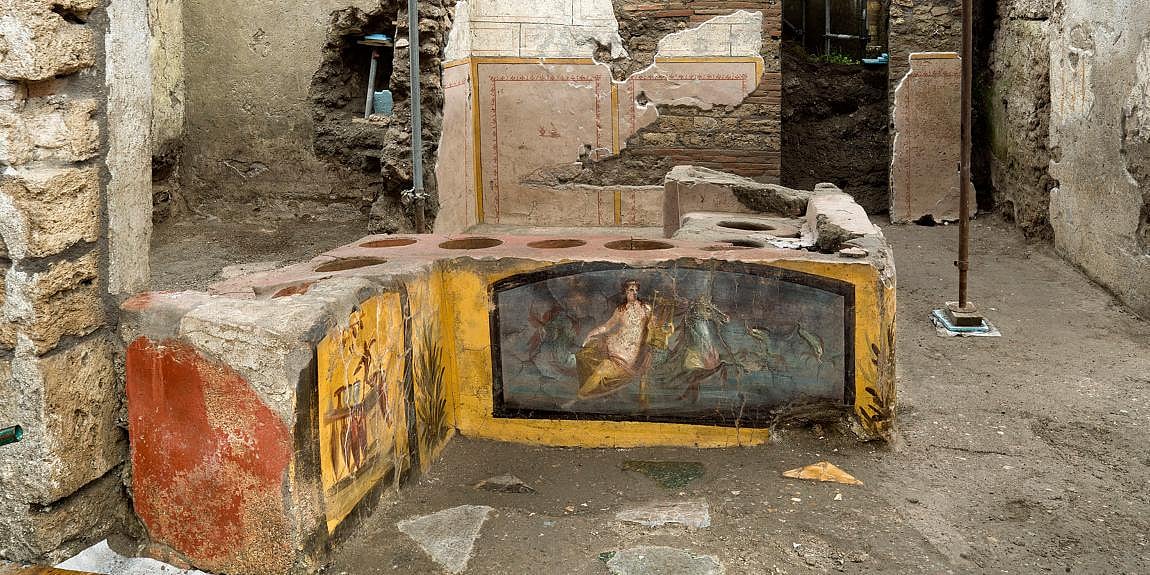 2,000-year-old 'fast-food stall' found in Italy, hints on ancient Roman ...