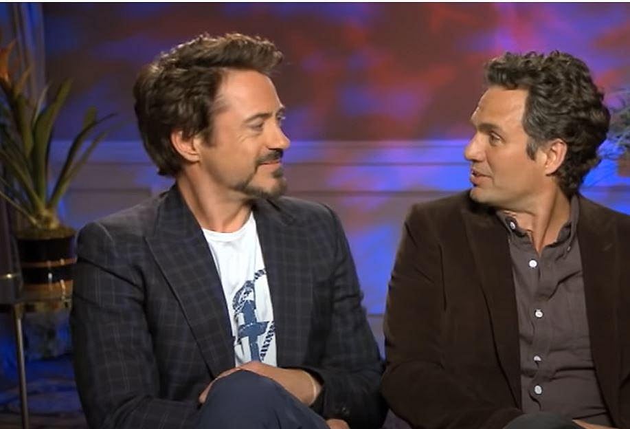 Robert Downey Jr convinced a hesitant Mark Ruffalo to play Hulk(01)