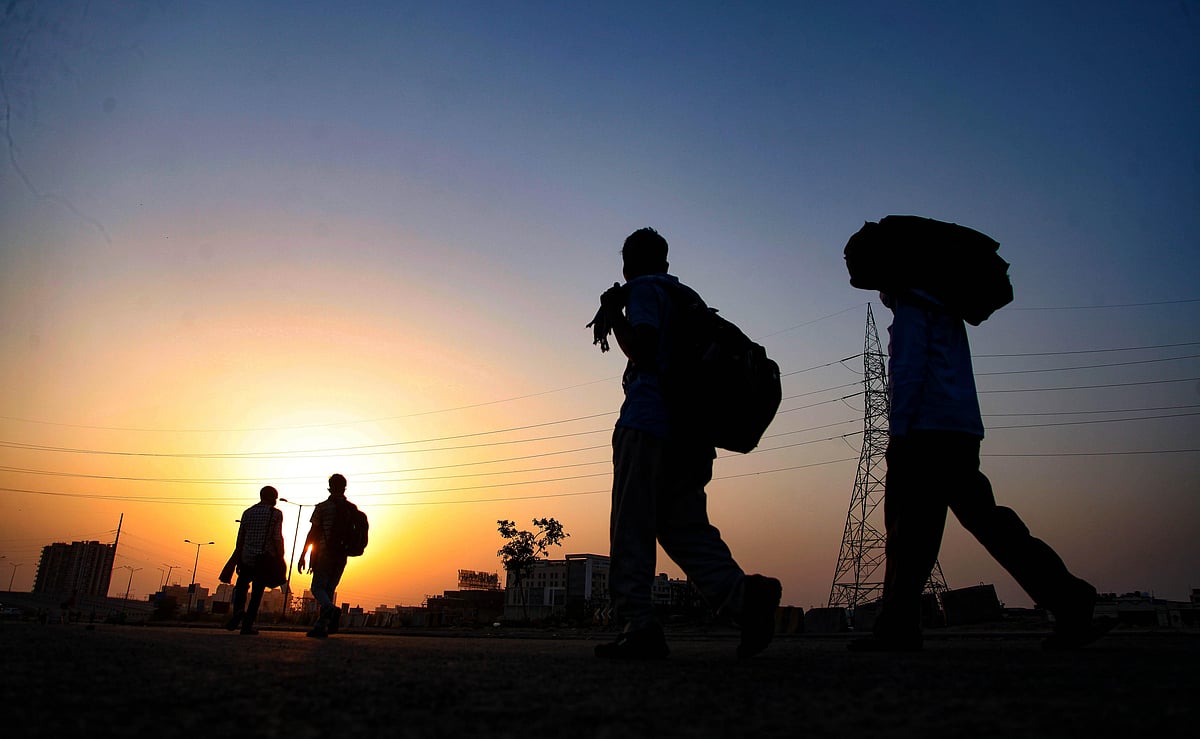 17,871 Bangladeshi migrant workers died in GCC countries between 2017 ...