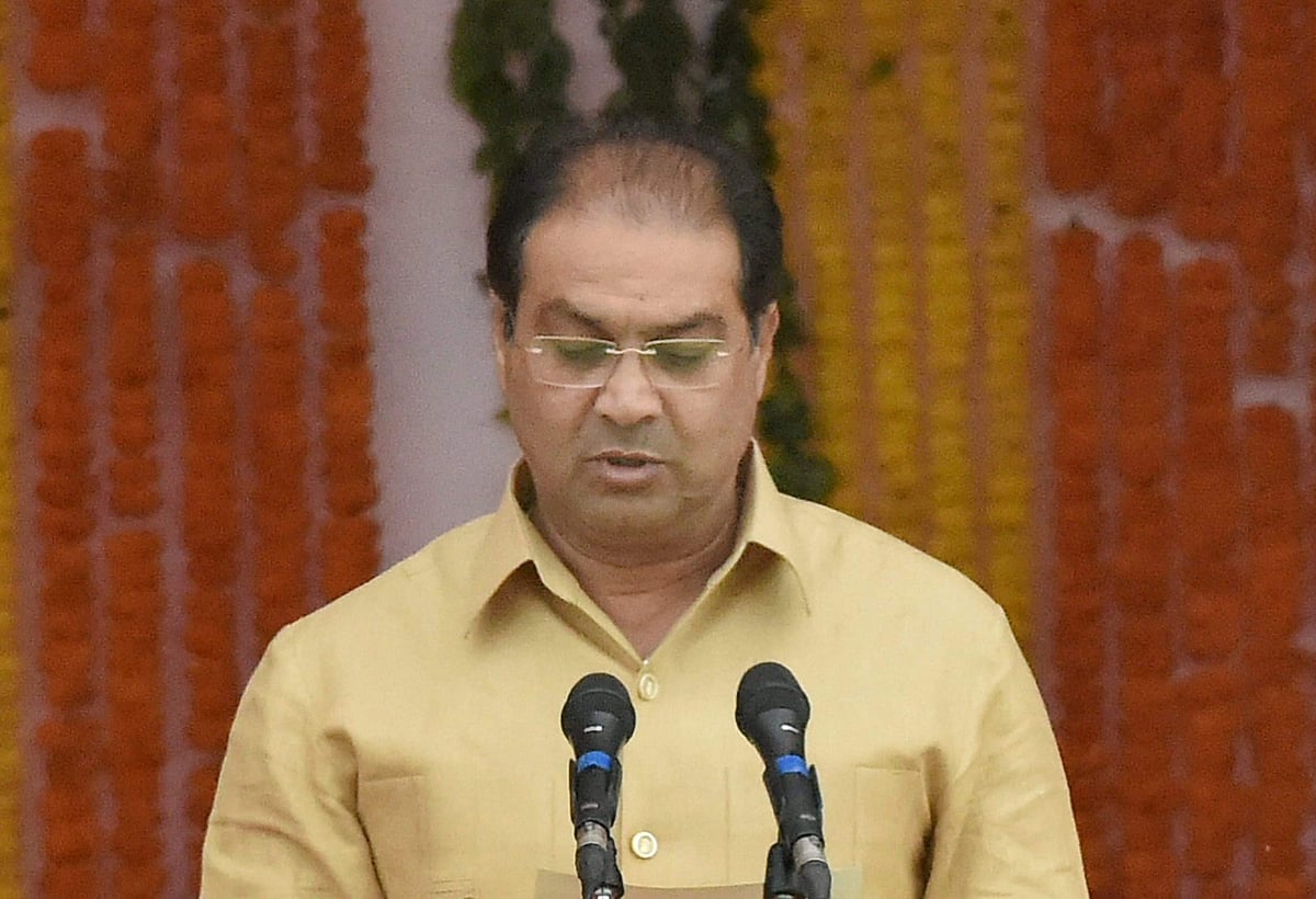Special court recalls arrest warrant against UP minister Mohsin Raza