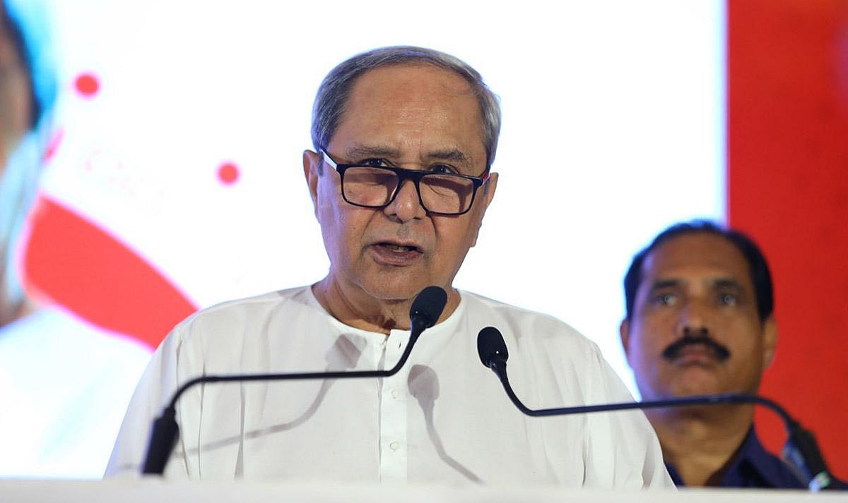 Memorial for Manmath, Manoj unveiled by CM