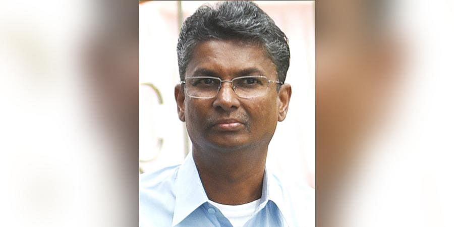No change of guard in Karnataka, minister Satish clears the air