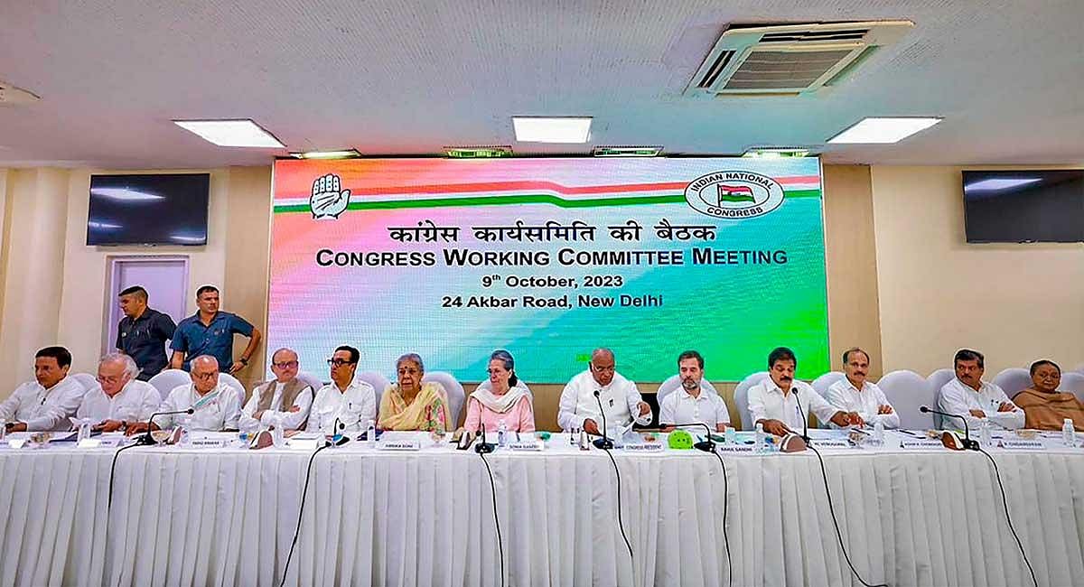 Caste census to set new development paradigm, says Rahul at CWC meet