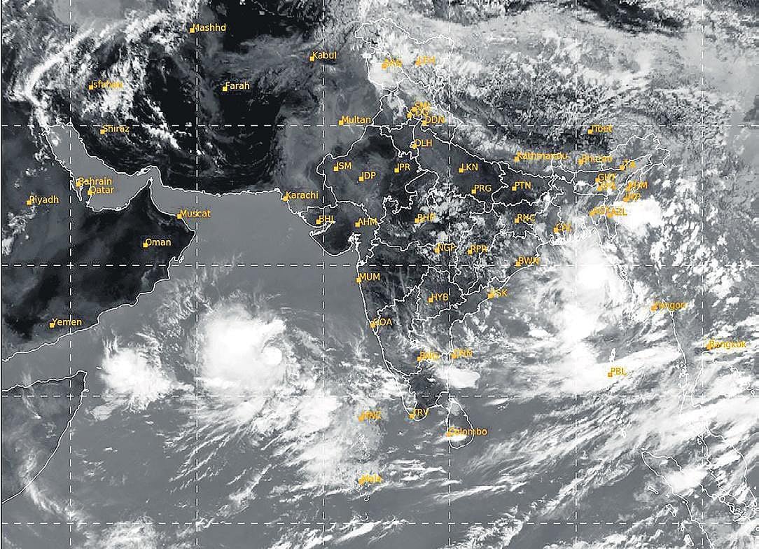 Pakistan's PM orders authorities to take emergency measures for ...