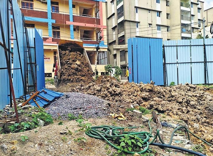 Cellar digging continues despite ban