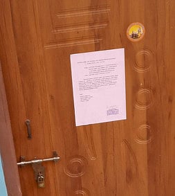 As the postgraduate teacher did not reply to the first memo order, the headmistress of the government higher secondary school at Sholayer Dam on Thursday evening pasted the second memo order in front of her house door. 
