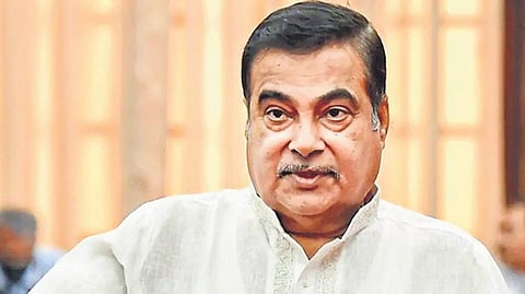 Minister Gadkari asks Telangana to fast-track tender process for RRR works