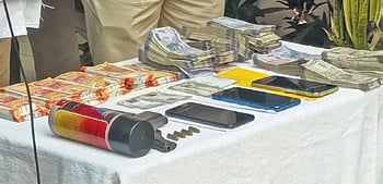 The seized items recovered from the possession of the accused 