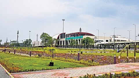 A view of the Kilambakkam bus terminus.