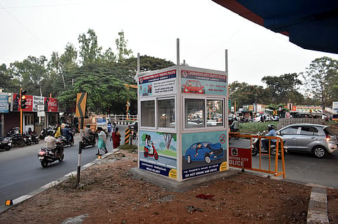 Coimbatore city police have started to install modernized traffic booths with safety features at Sungam junctions.