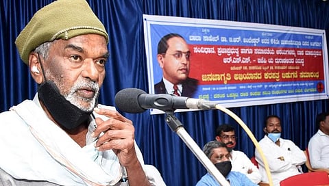 Noted writer Devanuru Mahadeva.