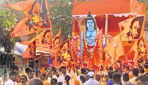 People celebrate the Ram temple 