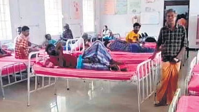 32 people were shifted to the Tiruppur Medical College Hospital from an illegal de-addiction center in Dharapuram 