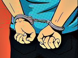 Gang extorted ₹35,000 from victim; traced through money trail to Delhi and Rajasthan