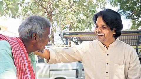 Anumuthu started Snehan, an NGO, to uplift the homeless in Puducherry.  