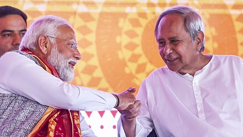 Minister Narendra Modi with Odisha Chief Minister Naveen Patnaik.