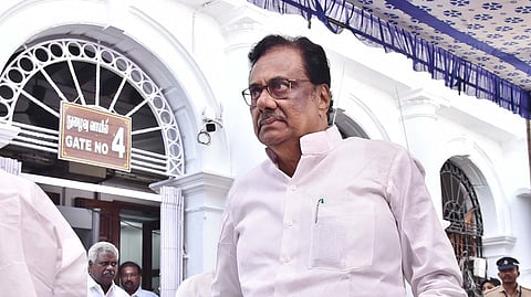 Senior Congress leader EVKS Elangovan passes away 