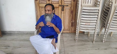 Narayana Bhattithiri: A man in love with writing.