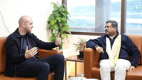 Indian Football President Kalyan Chaubey led a delegation of FIFA High Performance Experts Ged Roddy & Philippe Senderos to meet Hon’ble Minister Dharmendra Pradhan to discuss the blueprint and it’s finer points.