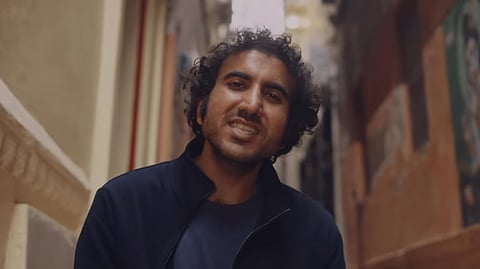 Singer-songwriter Justh 