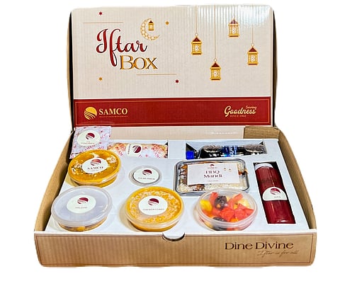 Iftar box image used for representation.
