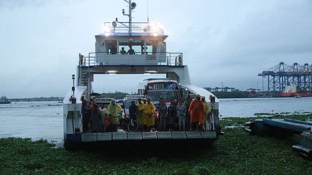 Vypeen-Fort Kochi Ro-Ro service.