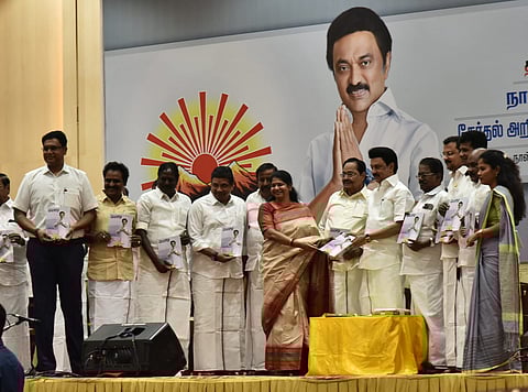 (L) PM Narendra Modi holds a roadshow in T Nagar, Chennai; (R) Tamil Nadu CM MK Stalin and Congress leader Rahul Gandhi pose at the INDIA bloc rally in Coimbatore.