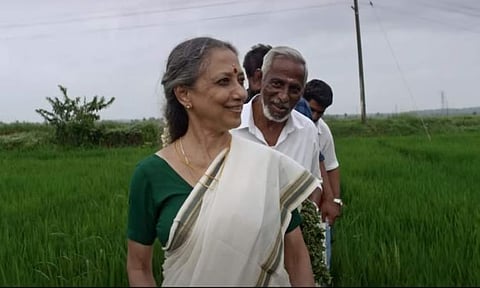 Leela Samson in  Jananam 1947 Pranayam Thudarunnu
