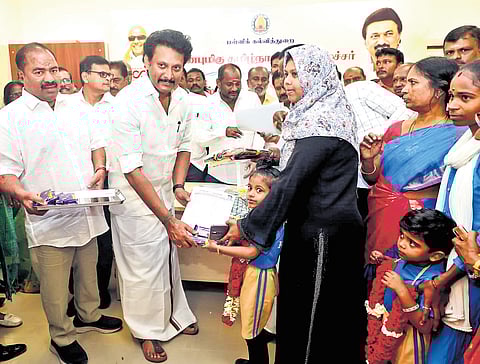 School Education Minister Anbil Mahesh Poyyamozhi inaugurated admissions in government schools in Chennai | express