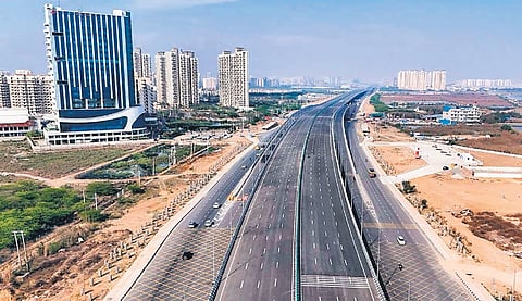 Image of expressway used for representative purpose.