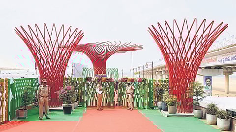 CM YS Jagan Mohan Reddy inaugurates retaining wall and Krishna river front beautification phase-I works at Varadhi.