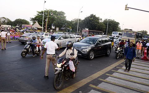 Vehicles coming from Anna Salai and proceeding towards T Nagar have to take a right turn at Anna Salai and Eldams Road junction towards Thiyagaraya road to reach their destination.