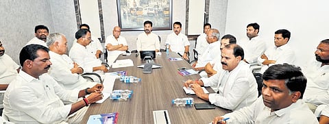 Revanth held a meeting with the MLAs, MP candidates, MLC candidates and other important leaders of the erstwhile Mahbubnagar district.
