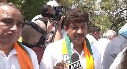 BJP MP Manoj Tiwari during BJP protest in Delhi