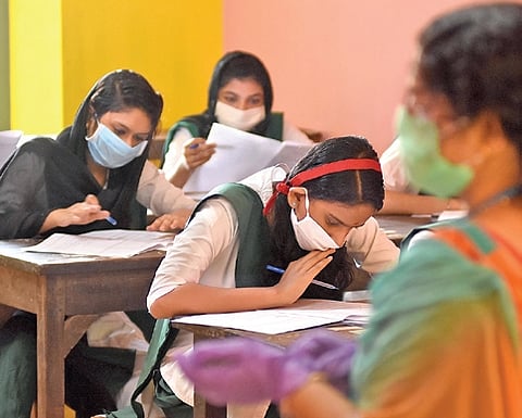 The exams will be scheduled from 9.30 am to 12.30 pm, except for the first language composite course and science subjects. 