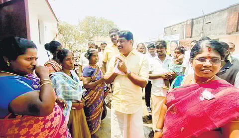Tirunelveli MLA Nainar Nagendran began his election campaign in Tirunelveli on Thursday.