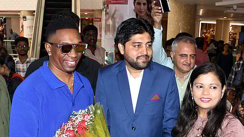 Dwayne Bravo inaugurates lab grown diamong brand Avira Diamond at Express Avenue mall in Chennai. 