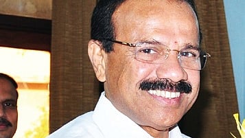 Karnataka: Siddu, DKS not on same page over ticket to DV Sadananda Gowda