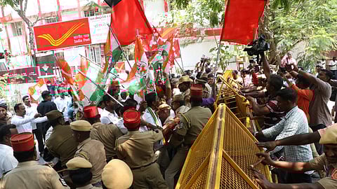 The opposition led by the INDIA bloc called for a bandh in Puducherry. 