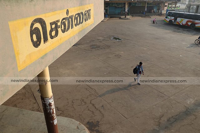 All privately operated buses and autos and tempos went off the roads.