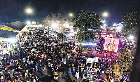 Huge crowd of devotees who arrived at Aluva Manappuram on the occasion of Shivaratri festival on Friday 