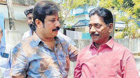 Sitting MP and Alappuzha LDF candidate A M Ariff visits Najeeb Muhammad at his residence in Arattupuzha on Tuesday 