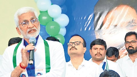YSRC Nellore Lok Sabha contender V Vijayasai Reddy addressing the YSRC IT wing team in Nellore city