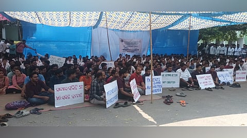 Due to the agitation, all classes and academic activities, as well as OPD and IPD services, remain suspended.