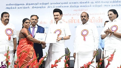 Tamil Nadu Chief Minister Stalin distributing welfare aids to beneficiaries during the inauguration of the new District Collectorate in Mayiladuthurai on Monday.