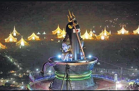 The renowned Sri Trikoteswara Swamy temple in Guntur district hosts a two-day fair during Maha Shivaratri, attracting lakhs of devotees from across the State