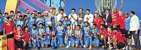 Indian hockey team players and others celebrate after their win over Malaysia in the Asian Champions Trophy finals | Express