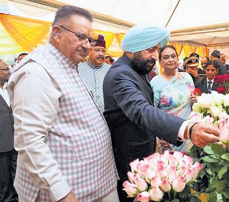 Dehradun Diary | ONGC awarded at Vasantotsav festival