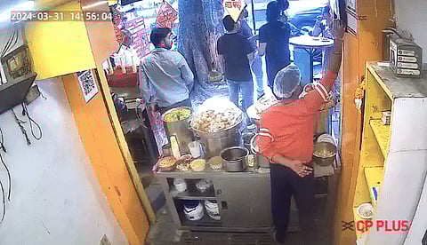 The incident took place on Sunday afternoon at Fatehchand Kachori shop located at Rajpur Road.